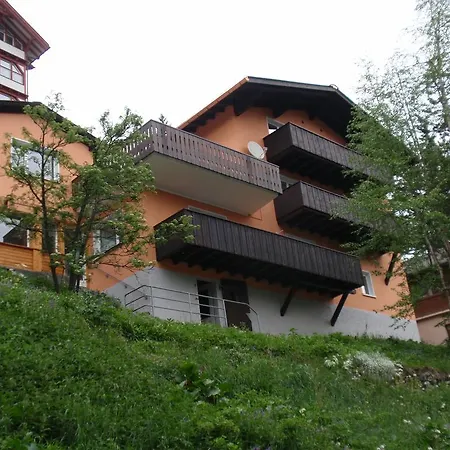 Chalet Tannenrain & Casa Alba 아로사